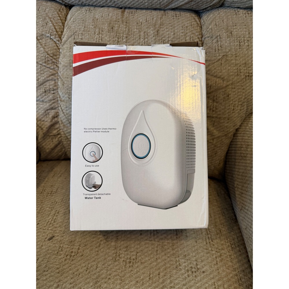 Compact Peltier Mini Dehumidifier 500ml Portable Small Space White Quiet